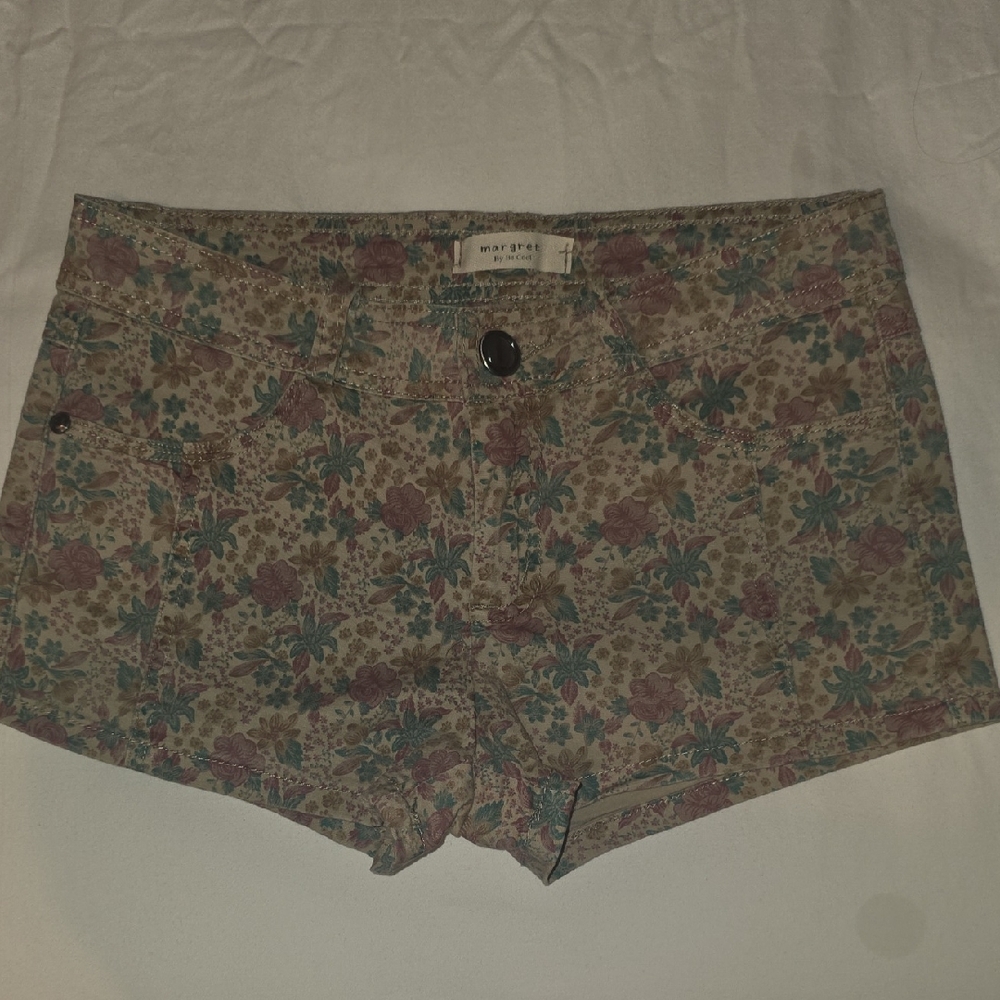 Floral Patterned Denim Shorts
